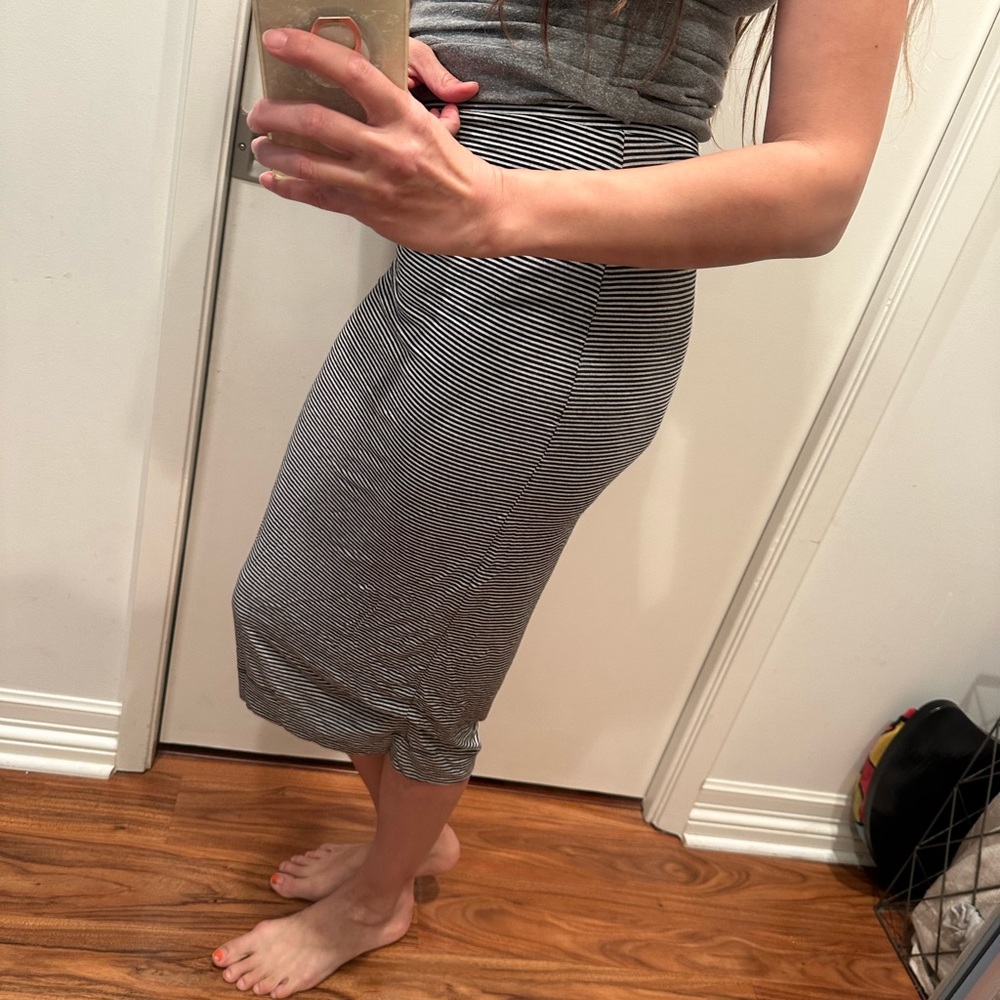 Anthropologie XS S Pencil Stretchy Stripe Skirt Midi